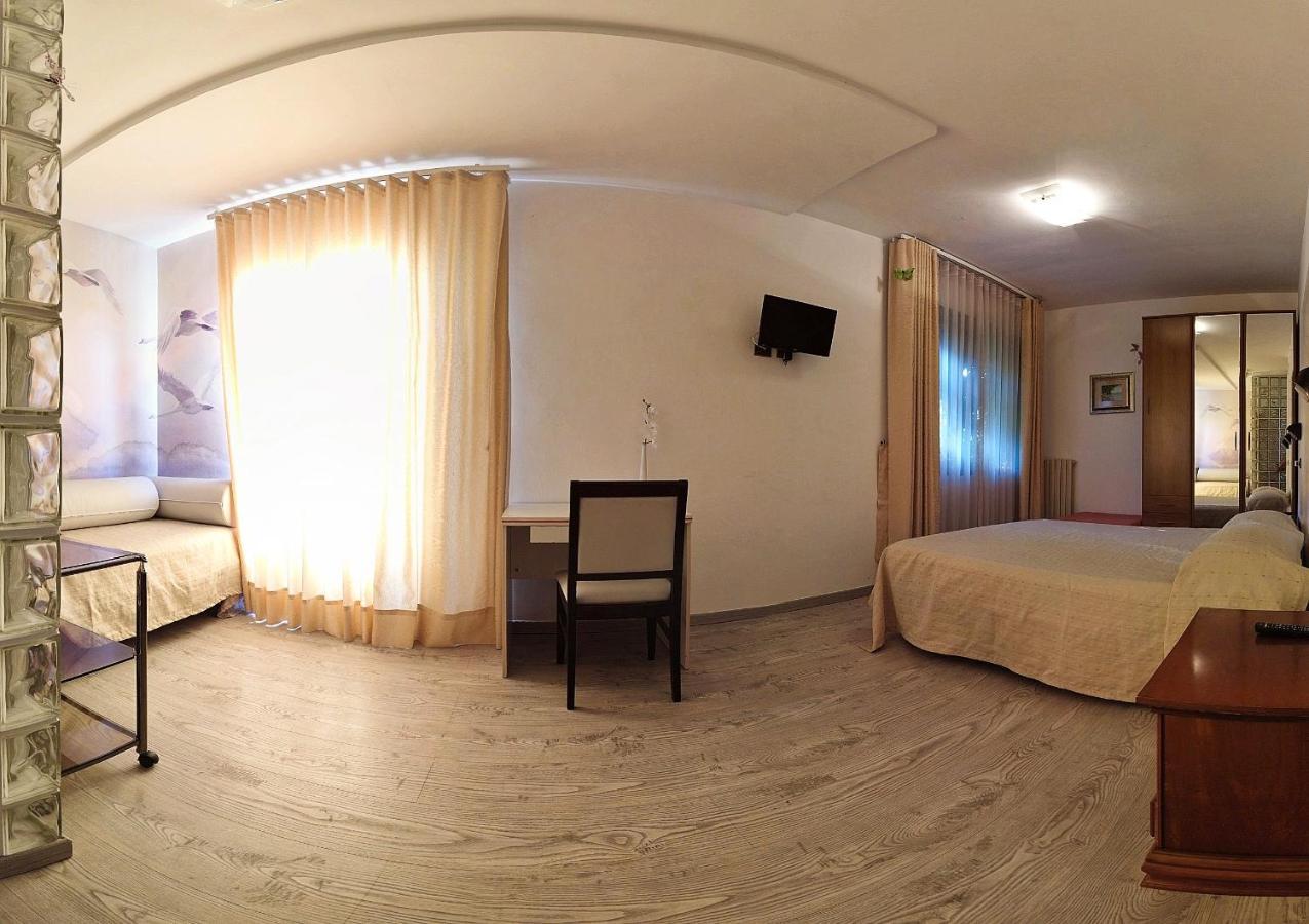 Ristorante Albergo Gerardo Di Masi Caposele Eksteriør billede